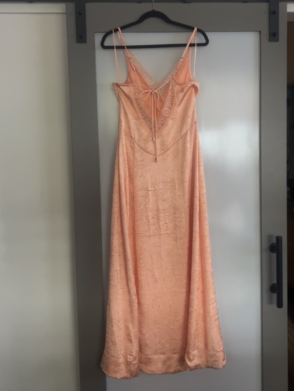 Free People NWOT Size 6 Satin Lace-Back Maybe Forever Maxi in Peach - Picture 7 of 11